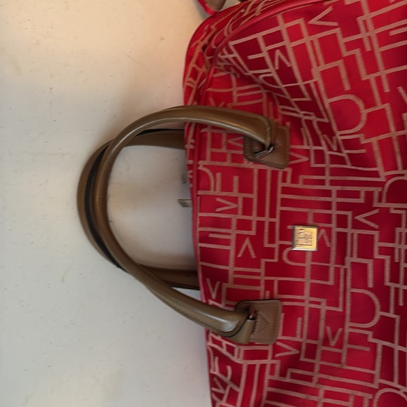 DVF Red Duffle bag with strap, large, 19 1/2”x13x12, VINTAGE - Picture 8 of 16